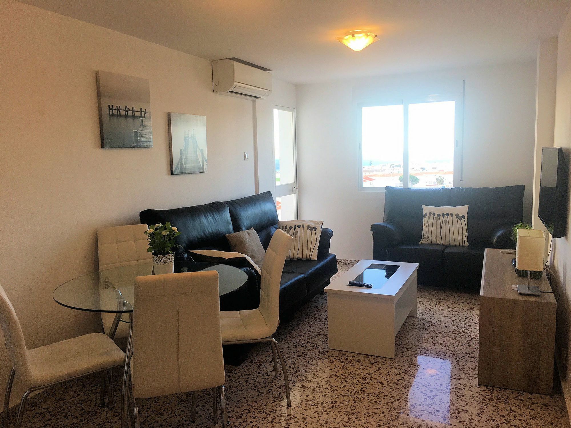 Morasol, Bluewater Apartment